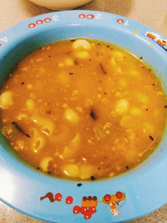 Italian vegetable soup serve with macaroni